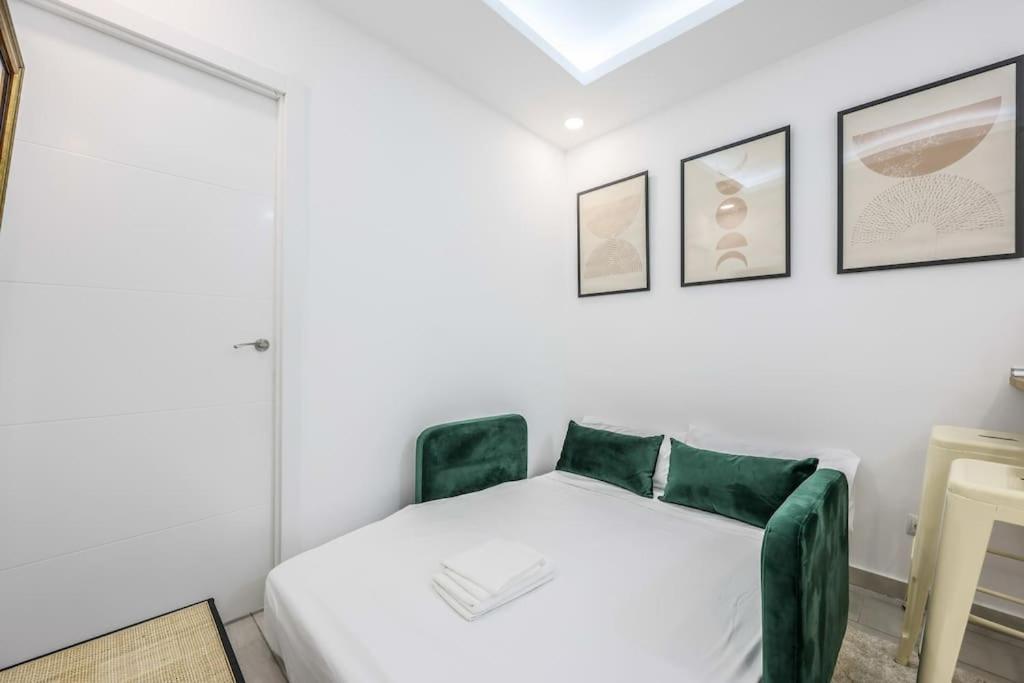 Luxe Apartment In Tetuan Madrid Luaran gambar