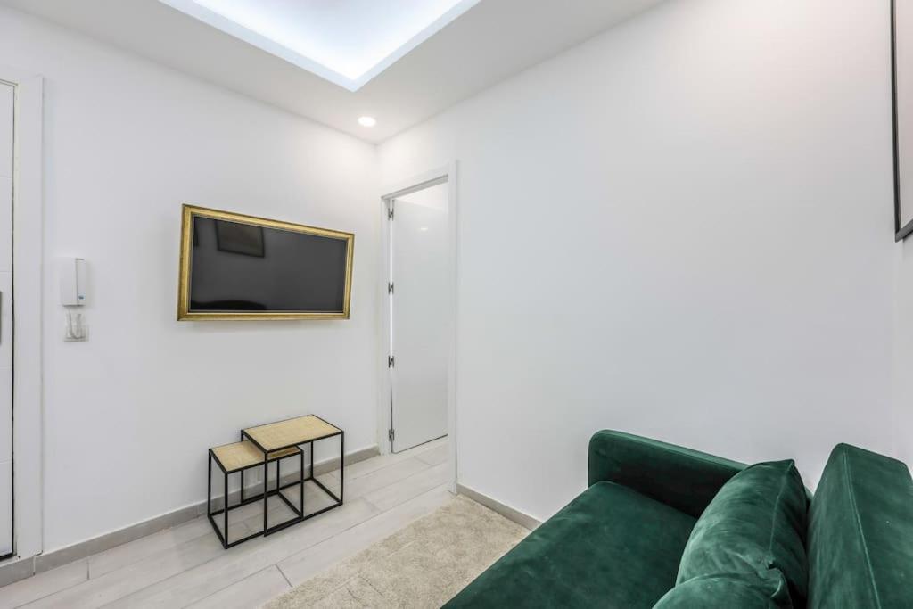 Luxe Apartment In Tetuan Madrid Luaran gambar